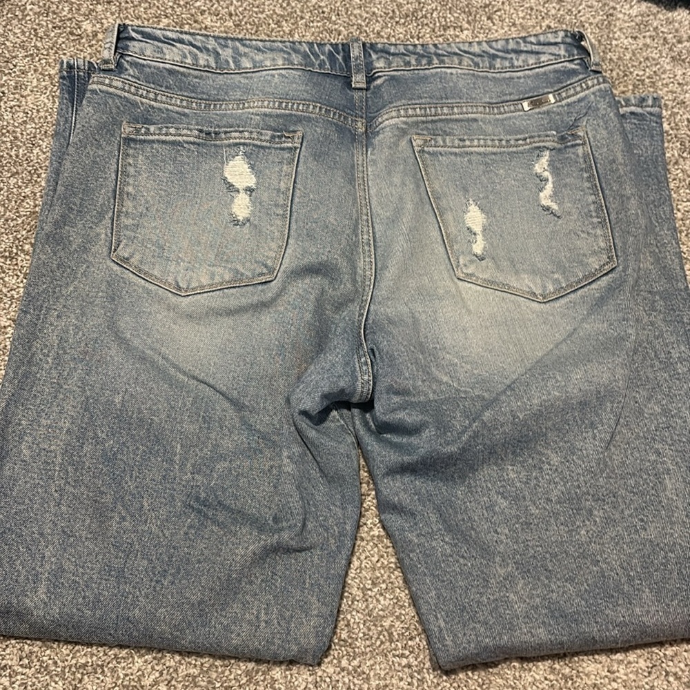 KanCan Light Wash Jeans - Picture 5 of 5